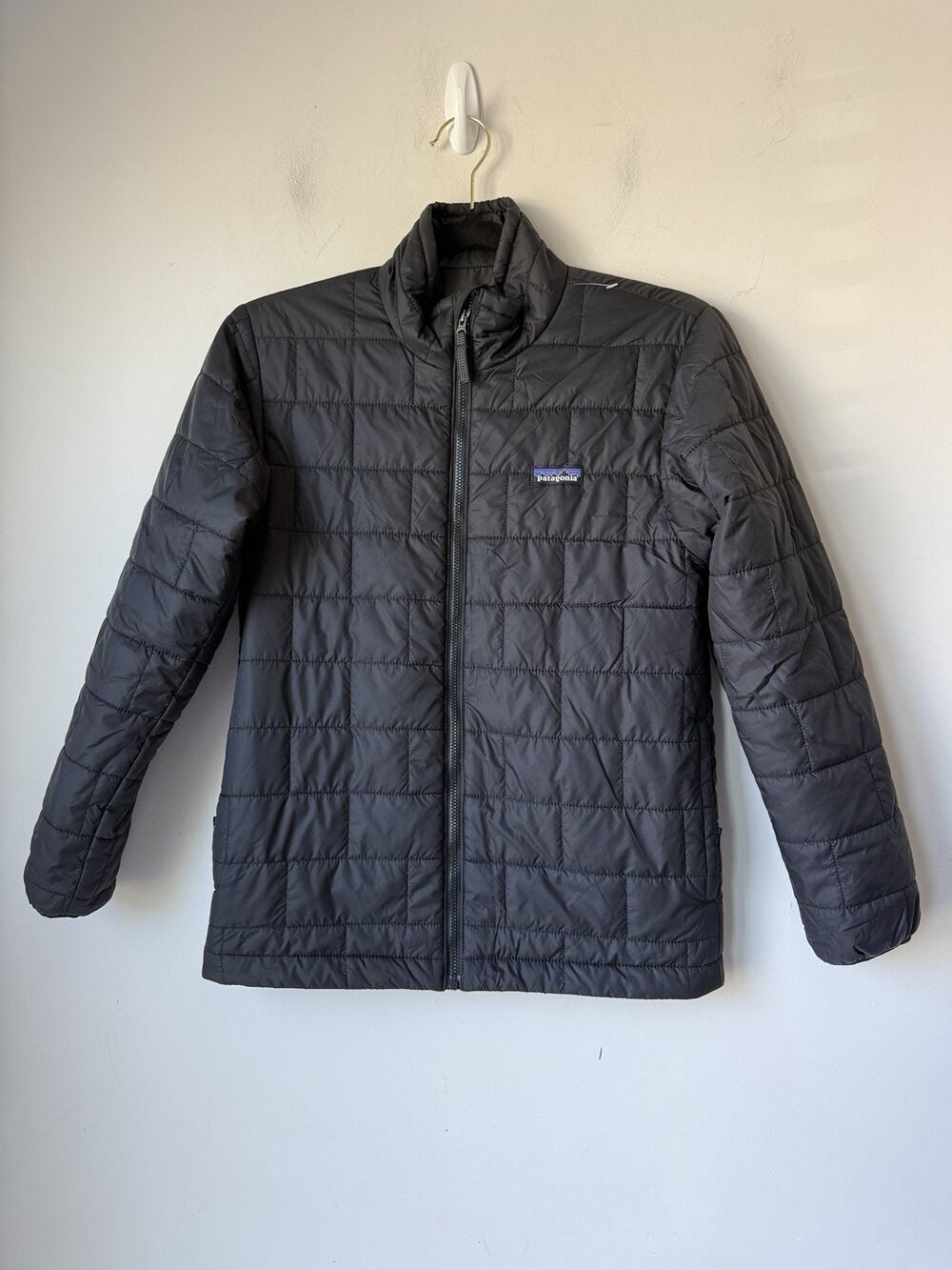 Patagonia Down Sweater Puffer Jacket Black Boys Size Large 12 Full Zip Very Good